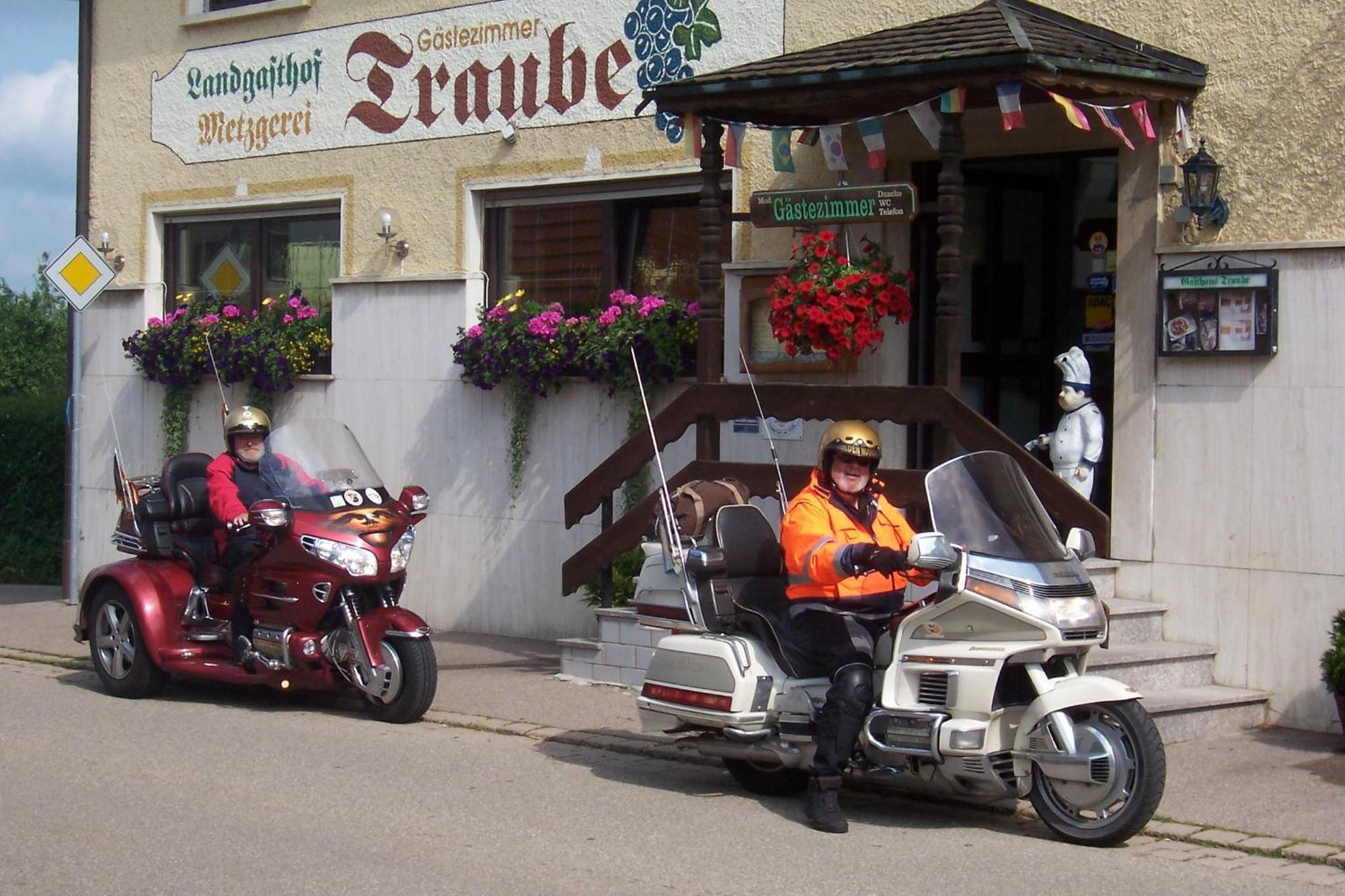 Landgasthof Traube Heidenheim an der Brenz Buitenkant foto